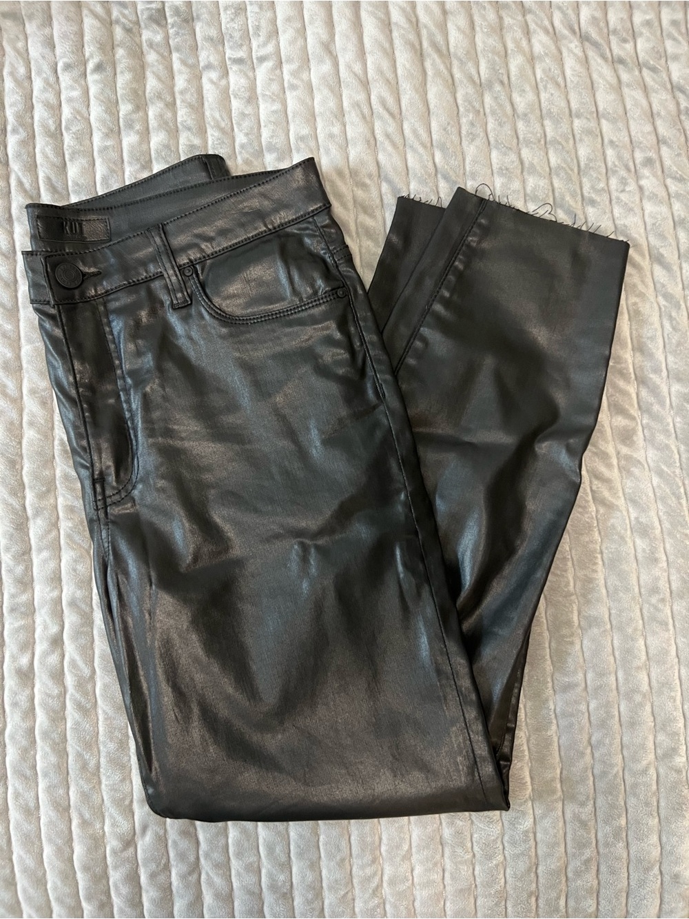 KUT from the Kloth Charlize High-Rise cigarette leg Pant